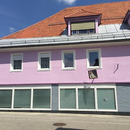 Appartamento Haus Weisses Lamm Weitensfeld Esterno foto