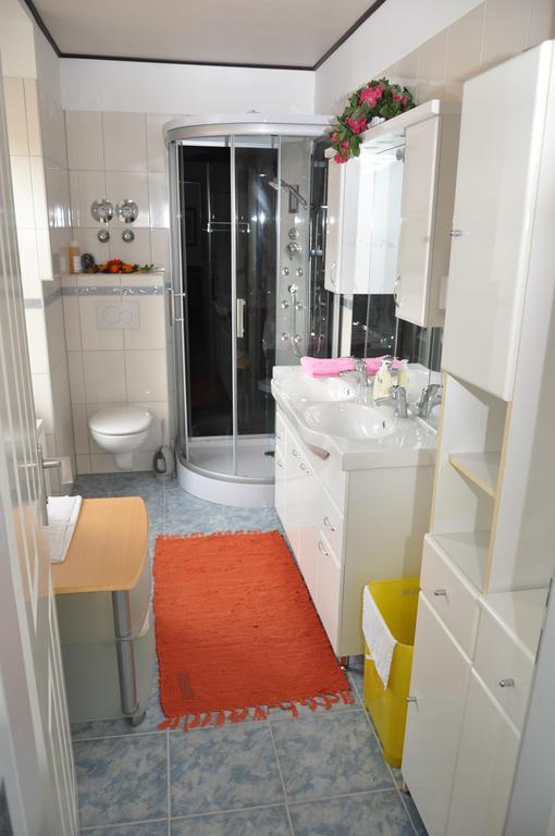 Appartamento Haus Weisses Lamm Weitensfeld Esterno foto